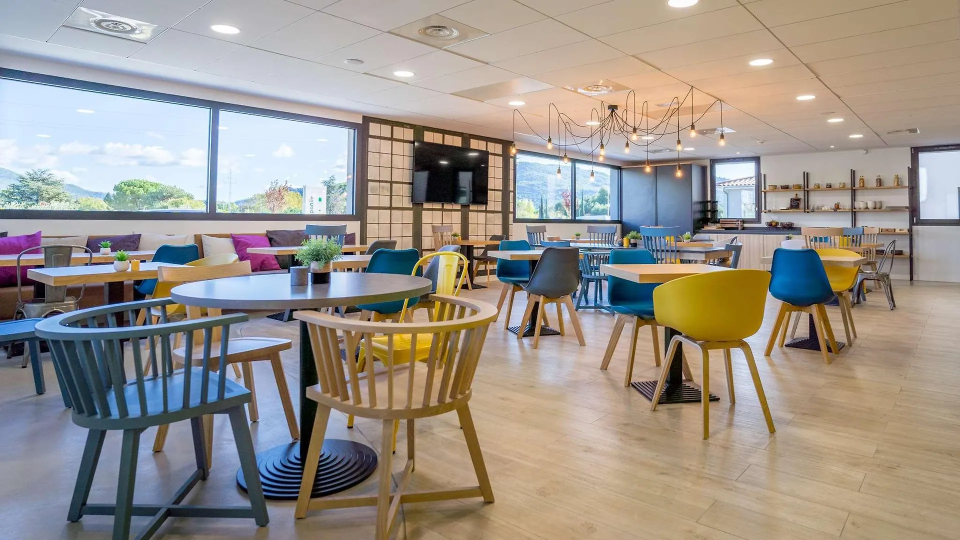 Hotel Campanile Marseille Est - Aubagne