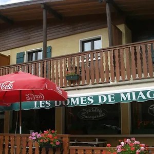 Les Dômes De Miage Hotel
